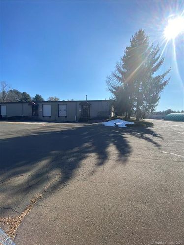 9 Moody Rd, Enfield, CT 06082